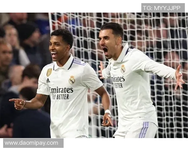 英超精彩对决皇马强势3-0战胜AC米兰神扑与十大进球引爆全场激情