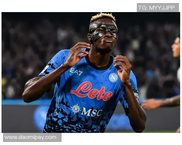 欧冠激战：巴萨险胜那不勒斯红牌事件引发全场热议与争议