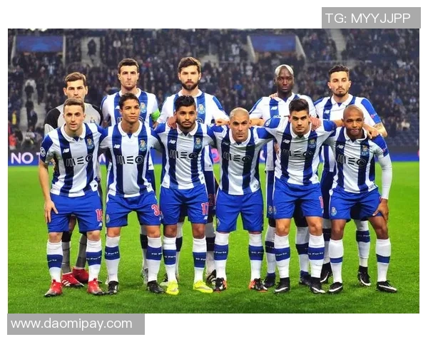 中超激战波尔图与里昂互交白卷门将神扑成比赛焦点引发热议